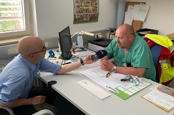 MDR Radio Sachsen-Anhalt zum Interview bei Chefarzt Jörn Duwenkamp
