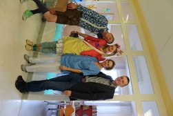 Die Klinikclowns Rudolfo und Rosa zusammen mit Stationsschwester Heike und Sven Habich, Präsident Rotary Club Aschersleben